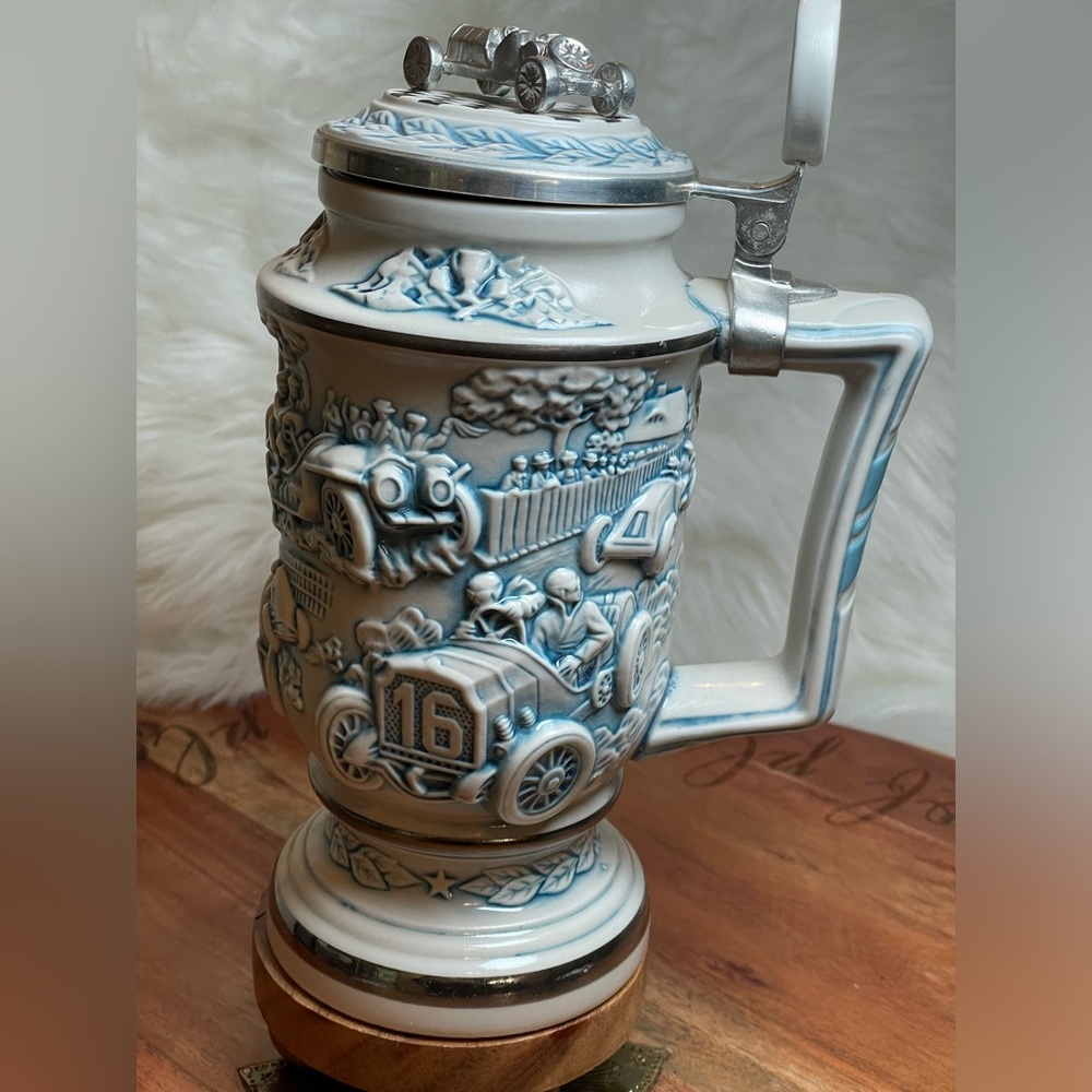 AVON Racing Car Stein with Gift Box - Picture 2 of 9